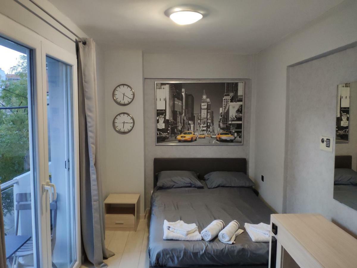 Standard Apartment By Prima Lodging سالونيك المظهر الخارجي الصورة